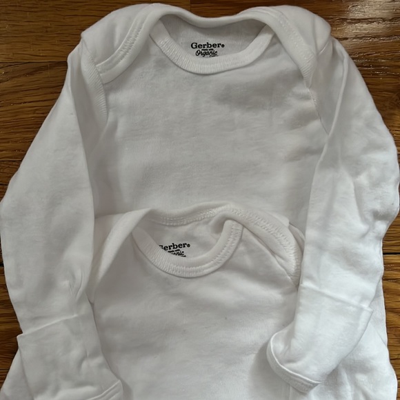 Onesies (7 PACK) - Picture 2 of 4